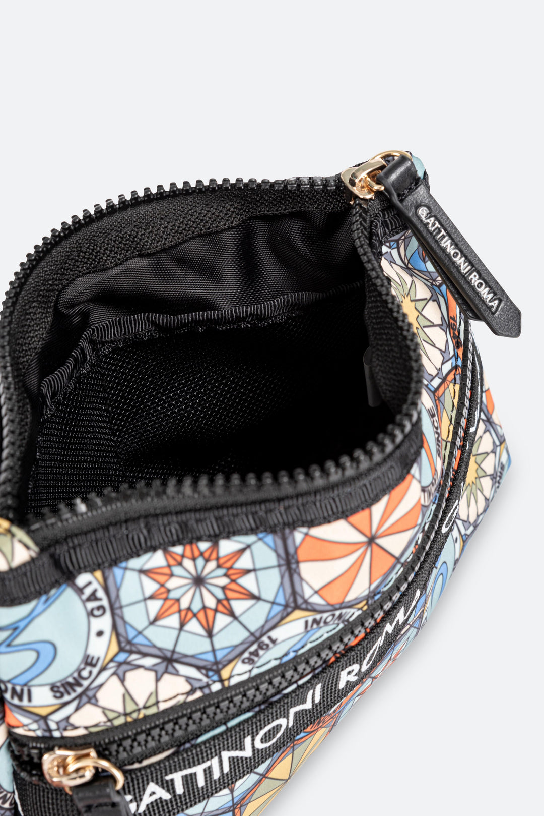 Beauty case multicolore per cosmetici