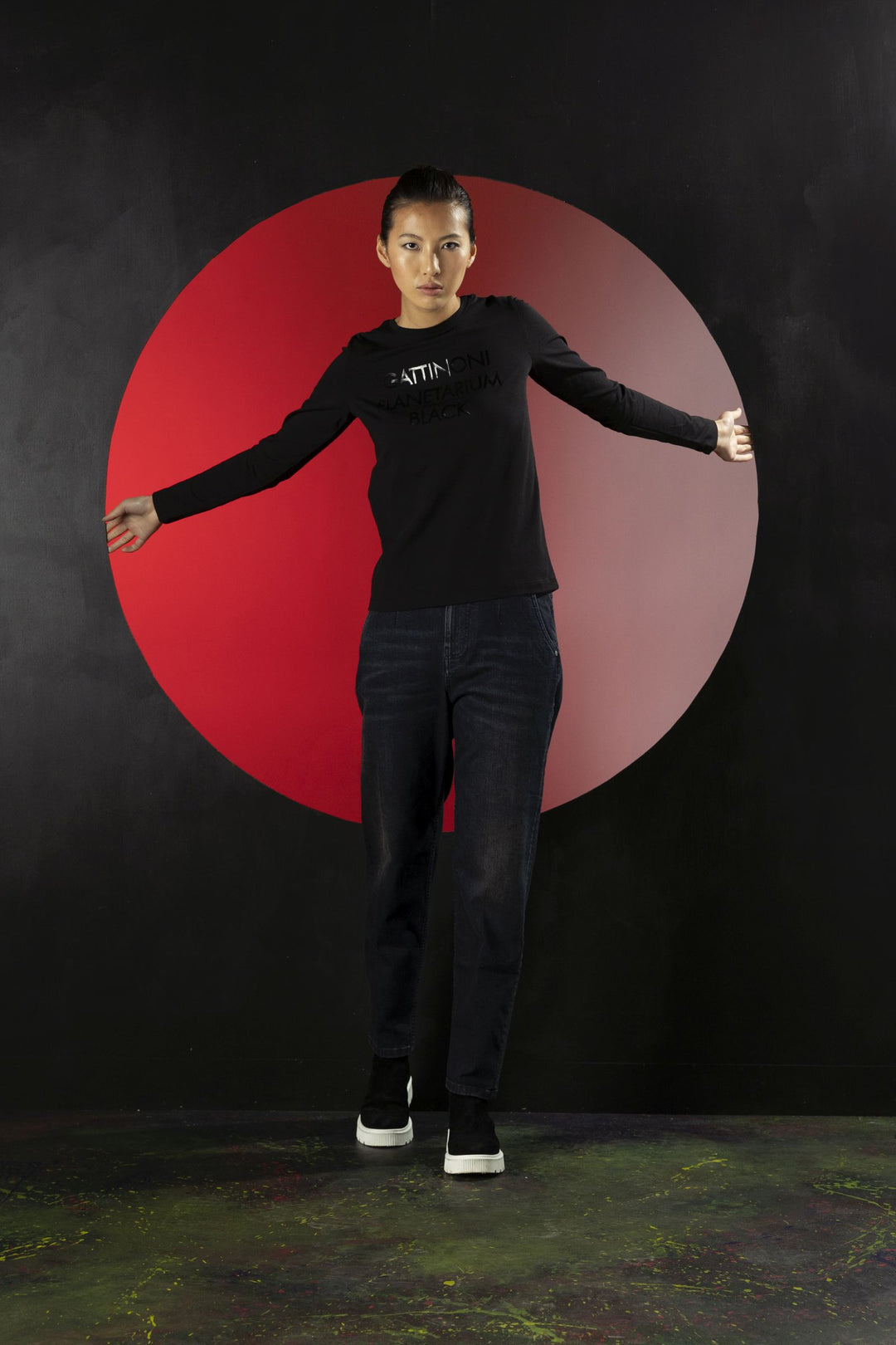 T-shirt con scritta Planetarium Black