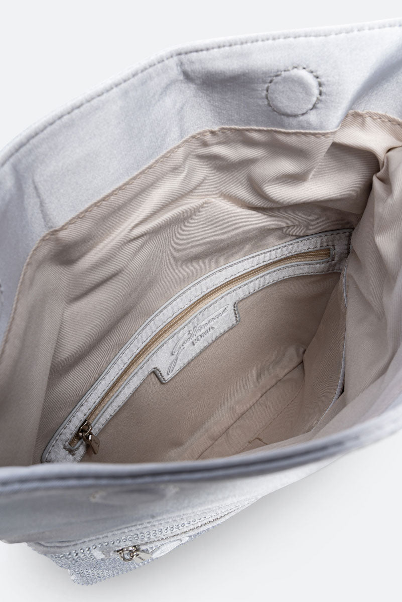 Clutch fluffy in satin e cristalli Grigio